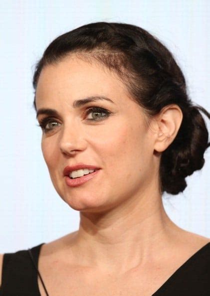 Mia Kirshner Net Worth